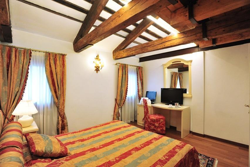 Venezia Residence ภายนอก รูปภาพ